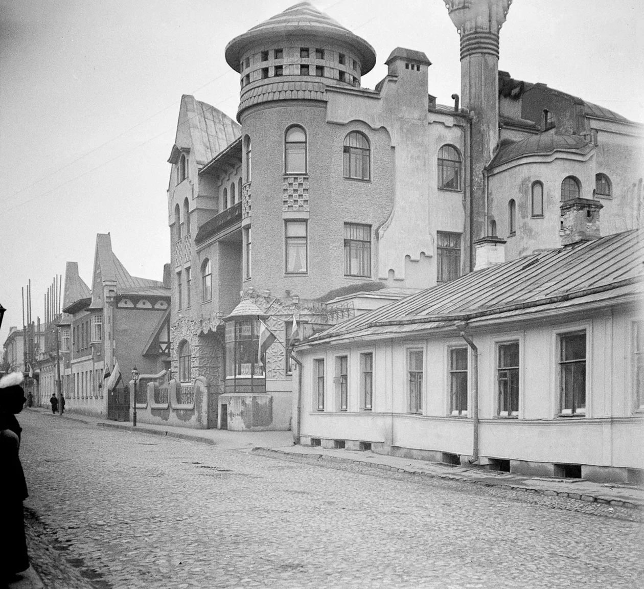 Доходный дом П. В. Лоськова в Мансуровском переулке, 1912.