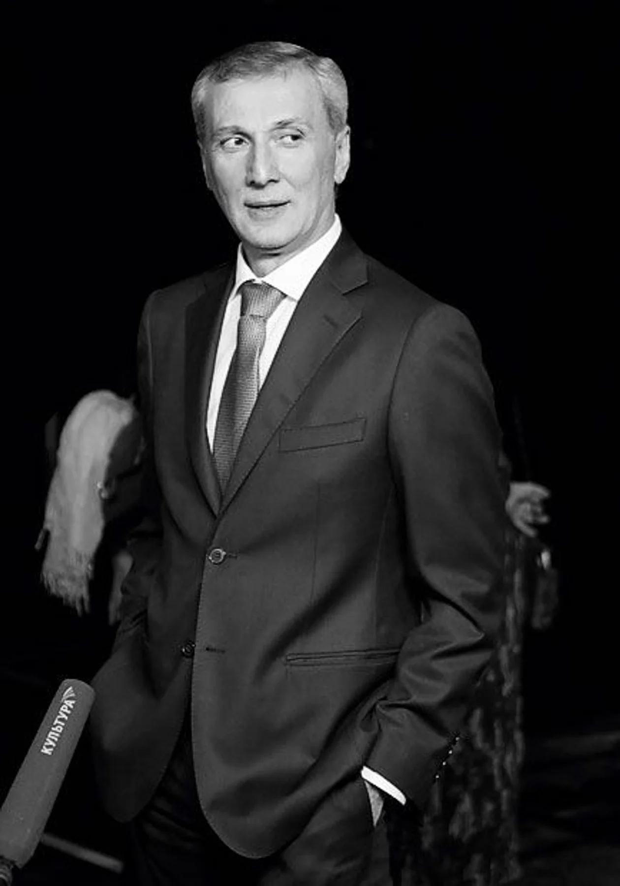 &#x41c;&#x430;&#x445;&#x430;&#x440; &#x412;&#x430;&#x437;&#x438;&#x435;&#x432;. &#x418;&#x441;&#x442;&#x43e;&#x447;&#x43d;&#x438;&#x43a;: &#x43b;&#x438;&#x447;&#x43d;&#x44b;&#x439; &#x430;&#x440;&#x445;&#x438;&#x432;