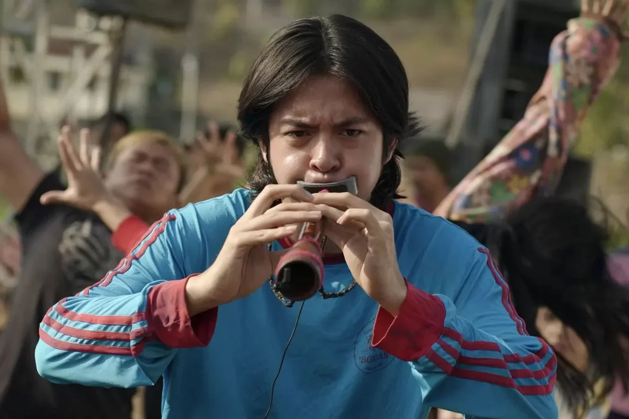 Кадр из фильма «Левитирующий» 