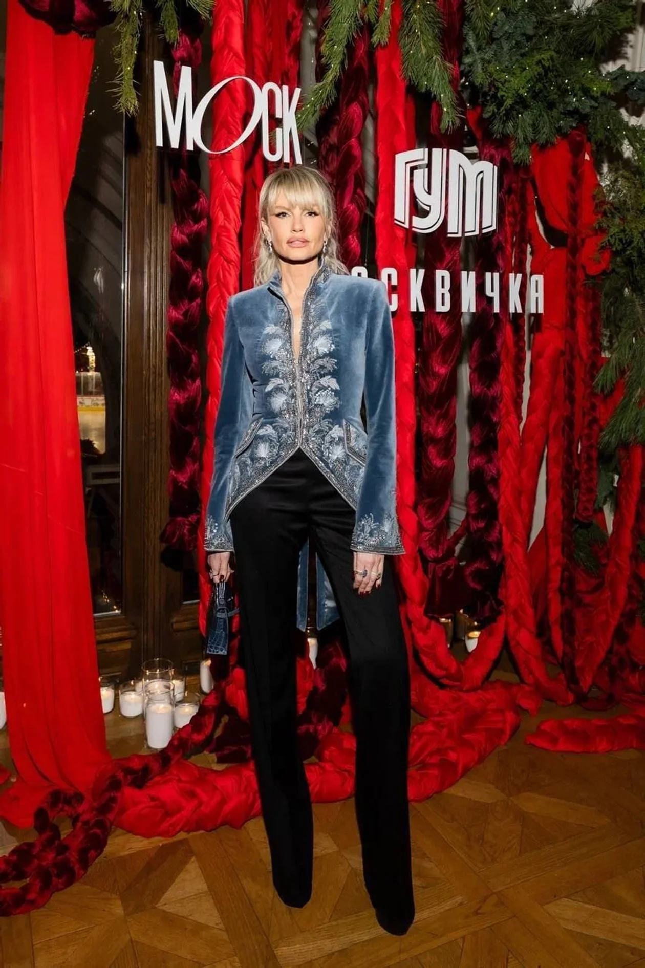 Яна Расковалова 