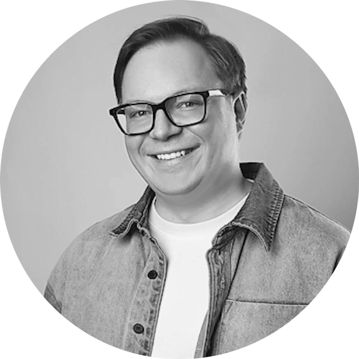 Дмитрий Бескромный,<br>СЕО агентства BQ Group, сооснователь агентства AI Influence, автор программы «Digital–продюсер» НИУ ВШЭ, автор канала «Бескромный».