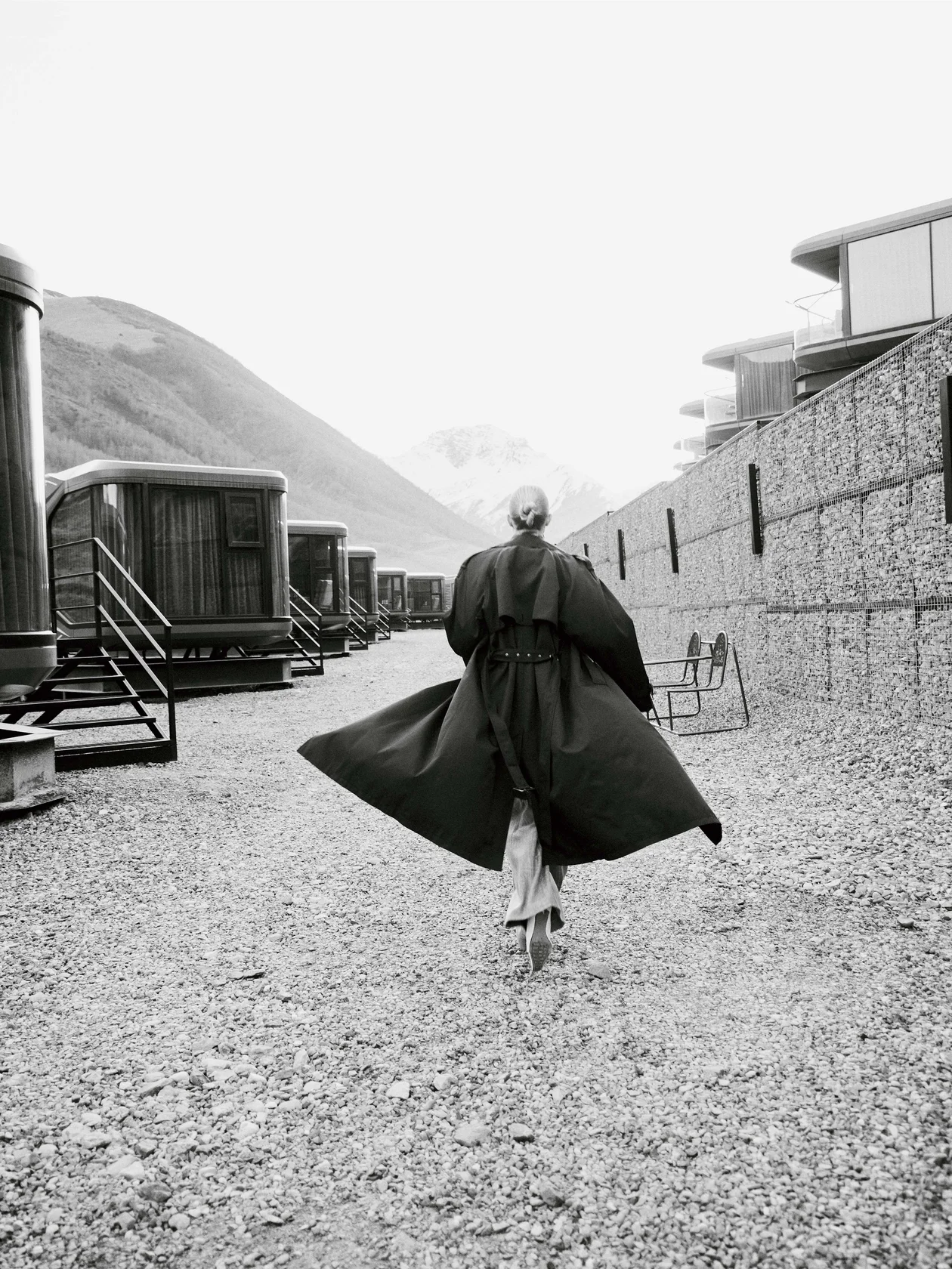 Тренч, Lesyanebo; туфли, «Авито»