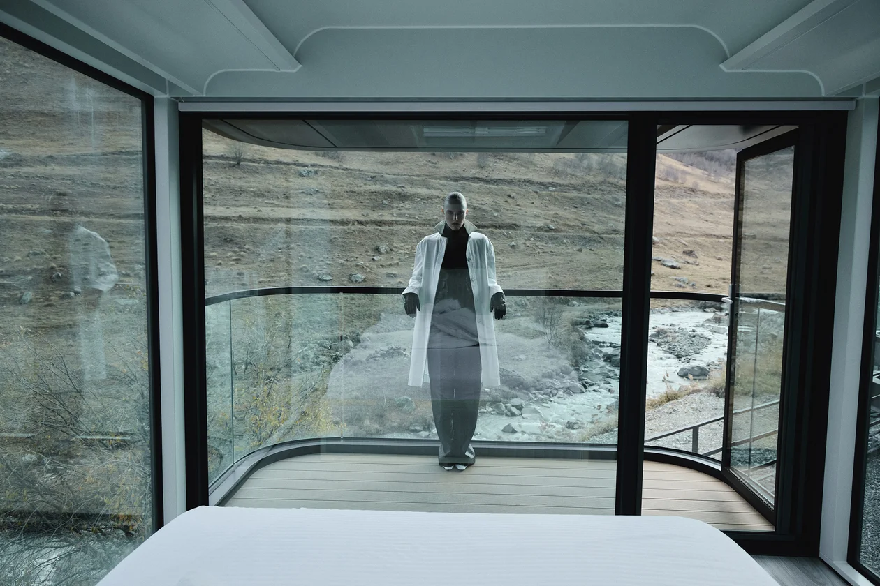 Жакет, Laurel, брюки, Luisa Spagnoli, перчатки, Max Mara, все Bosco; пальто, Cois; туфли, «Авито»