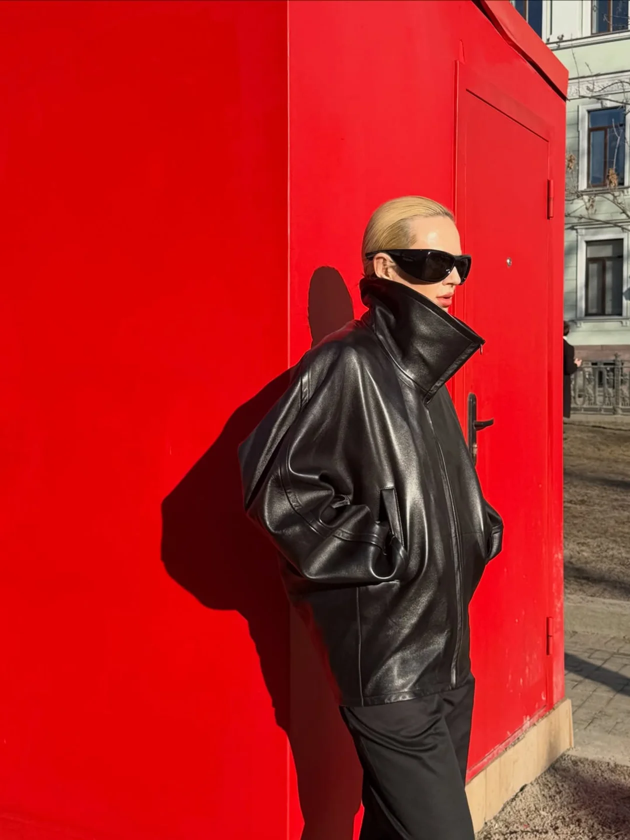 Вика Салават в очках Saint Laurent