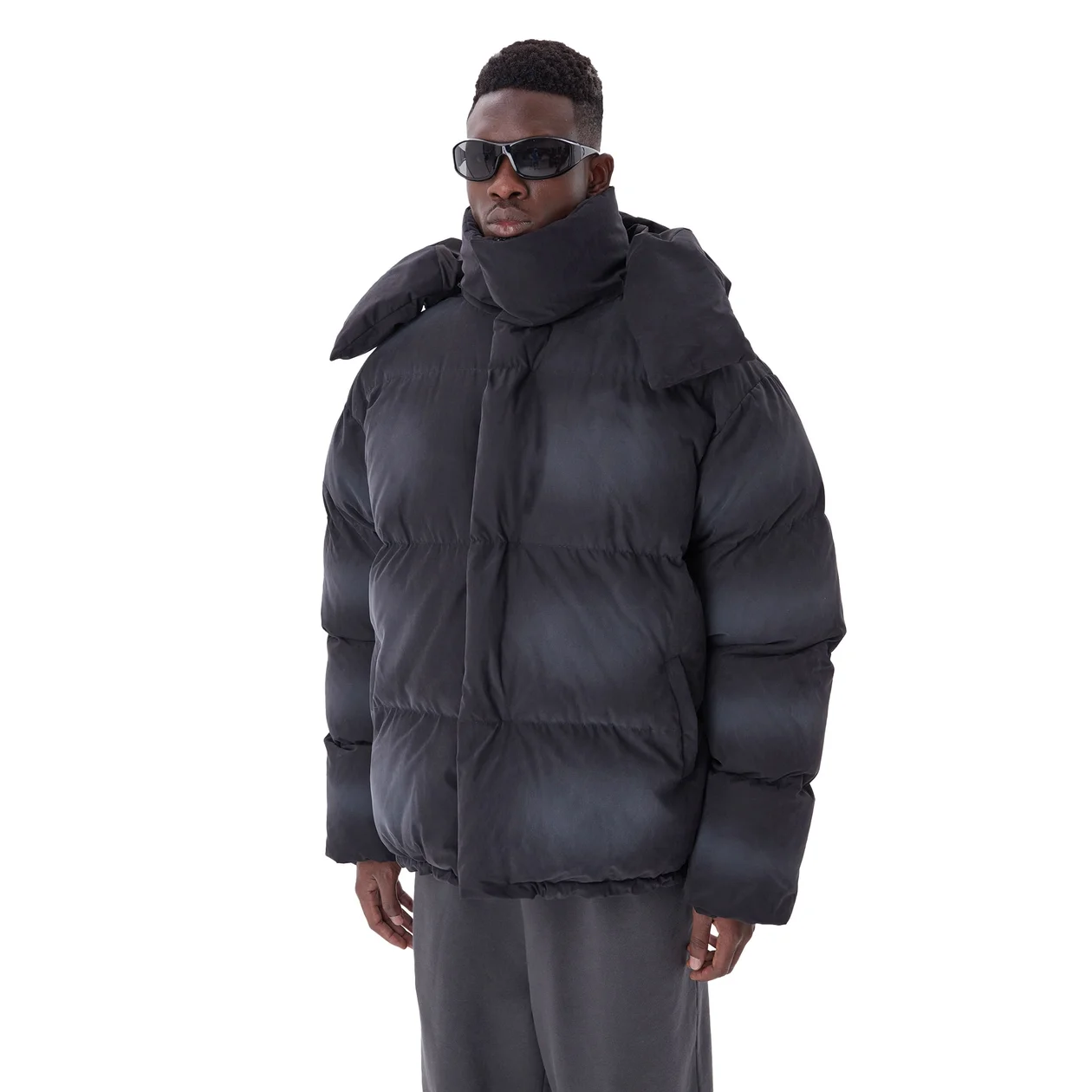 Fable — пуховик Destressed Graphite, теплая облегченная куртка с высоким воротником-стойкой с отстегивающимся капюшоном