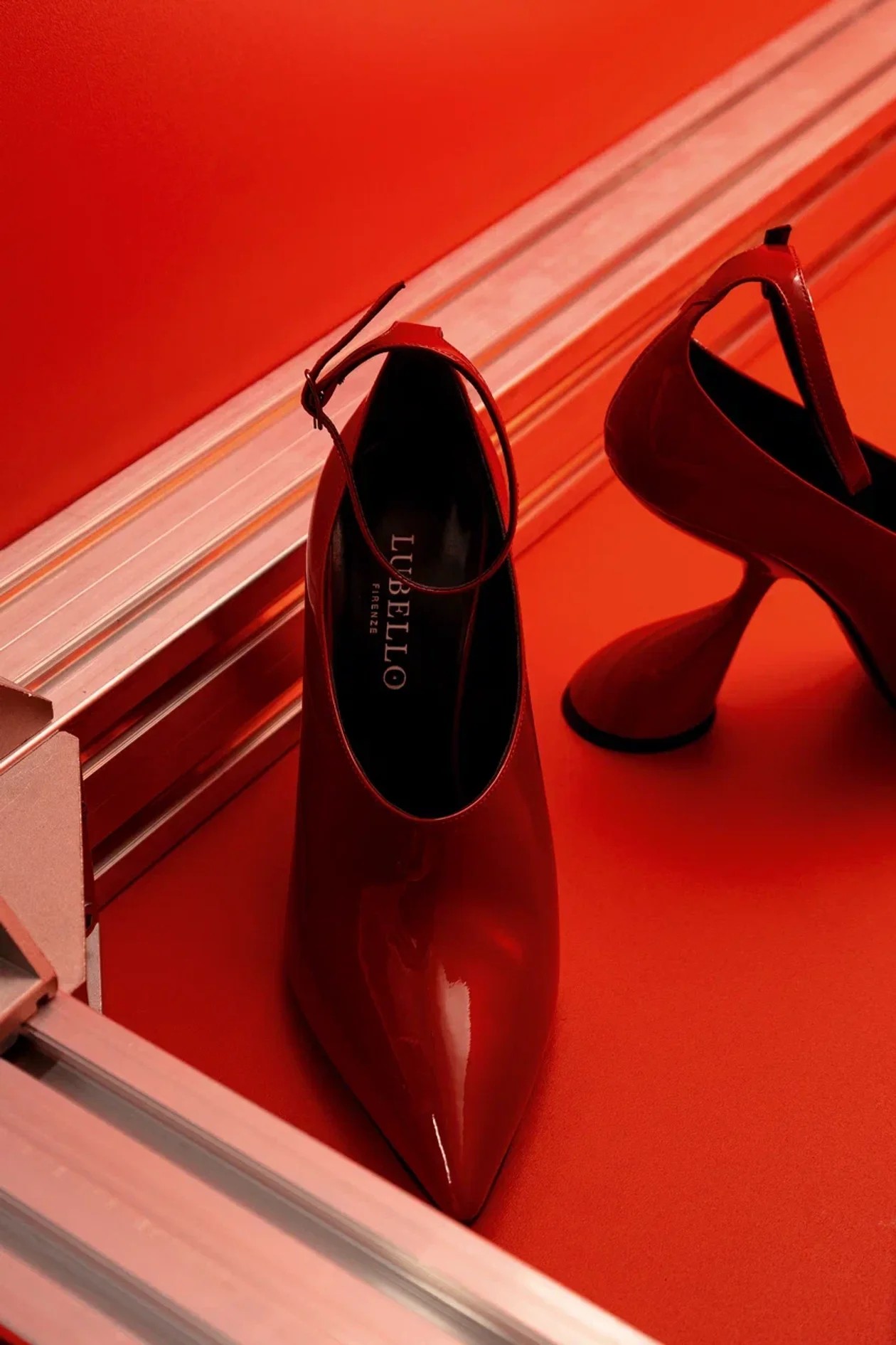 Где: производство роботизированных систем «ТЕХНОРЭД». Туфли, Lubello Firenze, Fashion Rebels