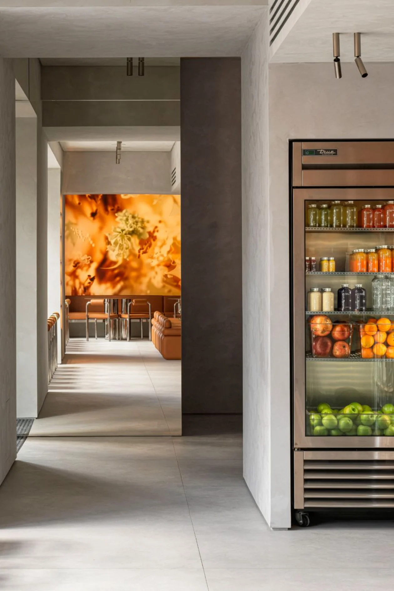 Фото: <span style="background-color:transparent;color:rgb(0,0,0);font-family:Arial, sans-serif;">Nothing Fancy</span>