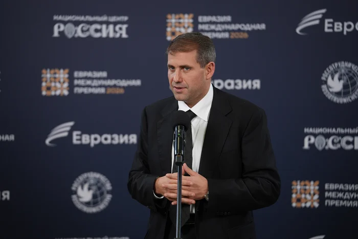 Илан Шор