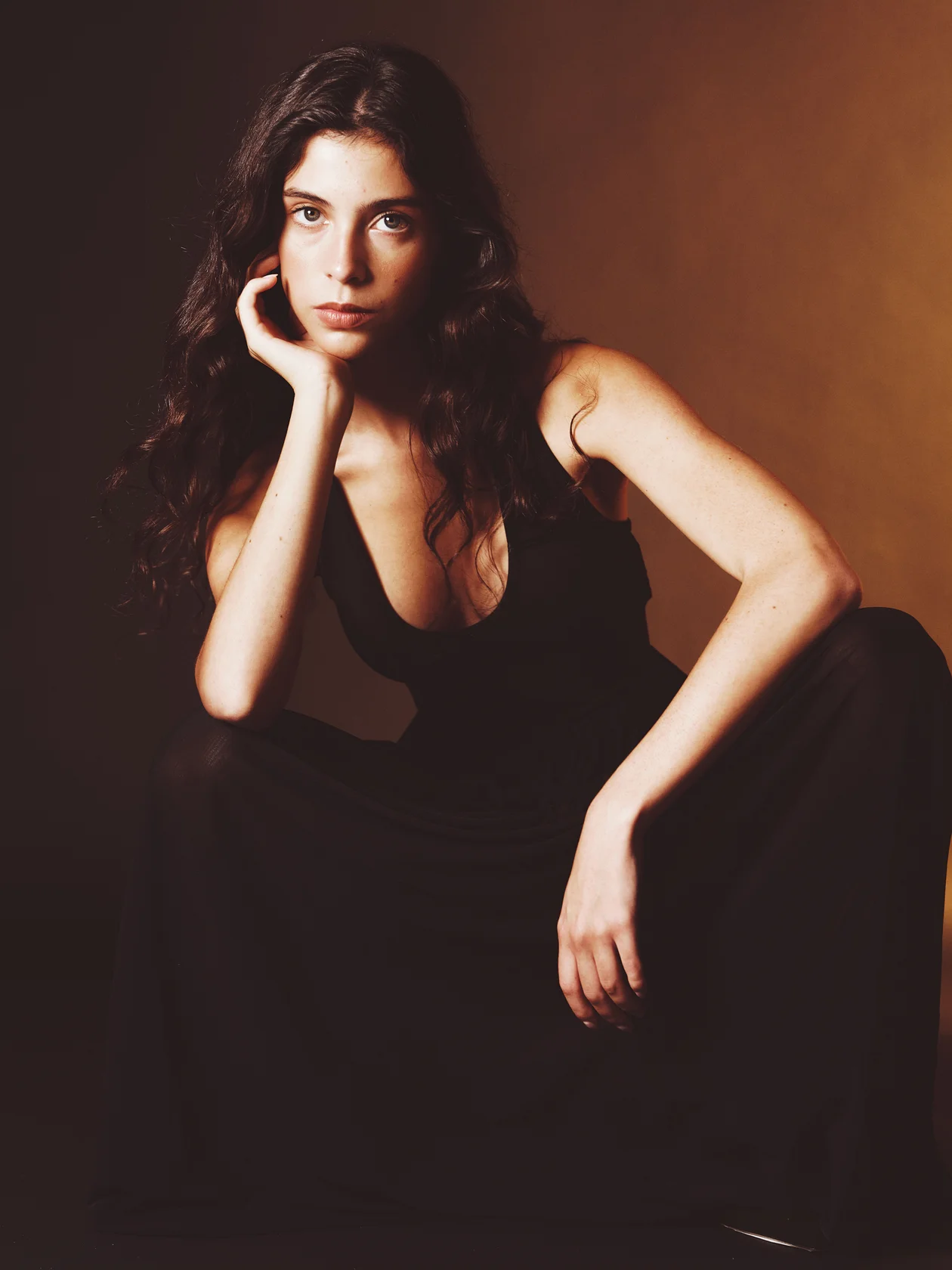 На Варваре: платье, DAVID KOMA, ЦУМ.