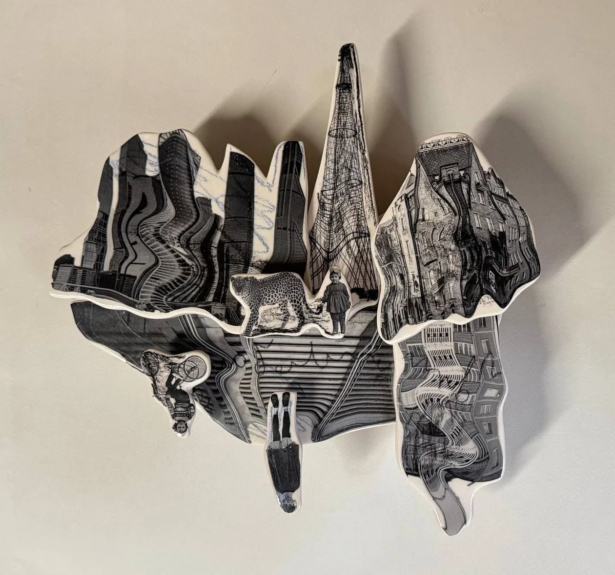 Walking with yourself, 2025. &#x420;&#x430;&#x431;&#x43e;&#x442;&#x430; &#x41e;&#x43a;&#x441;&#x430;&#x43d;&#x44b; &#x410;&#x444;&#x430;&#x43d;&#x430;&#x441;&#x44c;&#x435;&#x432;&#x43e;&#x439;, &#x441;&#x43e;&#x437;&#x434;&#x430;&#x43d;&#x43d;&#x430;&#x44f; &#x441;&#x43f;&#x435;&#x446;&#x438;&#x430;&#x43b;&#x44c;&#x43d;&#x43e; &#x434;&#x43b;&#x44f; &#xab;&#x41c;&#x43e;&#x441;&#x43a;&#x432;&#x438;&#x447;&#x43a;&#x438;&#xbb;