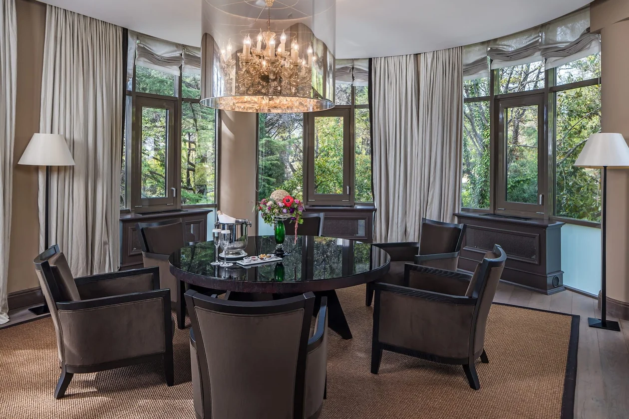 &#x418;&#x441;&#x442;&#x43e;&#x447;&#x43d;&#x438;&#x43a;: RODINA Grand Hotel &amp; SPA