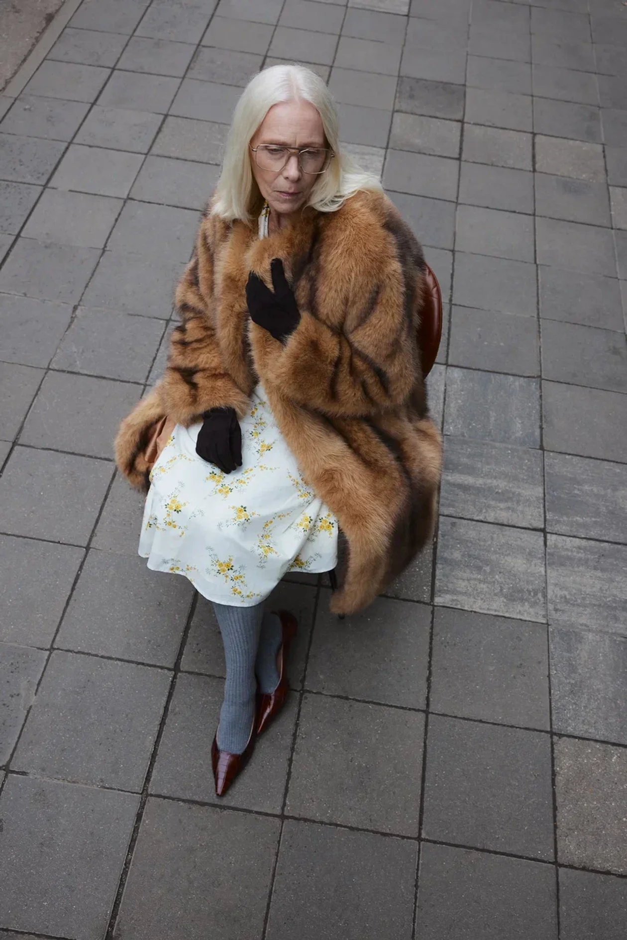 &#x41d;&#x430; &#x418;&#x440;&#x438;&#x43d;&#x435; &#x41e;&#x431;&#x440;&#x430;&#x437;&#x446;&#x43e;&#x432;&#x43e;&#x439;: &#x448;&#x443;&#x431;&#x430; &#x438; &#x43f;&#x435;&#x440;&#x447;&#x430;&#x442;&#x43a;&#x438;, Love&#xa0;Republic; &#x43f;&#x43b;&#x430;&#x442;&#x44c;&#x435;, Sanchy; &#x442;&#x443;&#x444;&#x43b;&#x438;, Principe di Bologna, No One; &#x43a;&#x43e;&#x43b;&#x433;&#x43e;&#x442;&#x43a;&#x438;, Falke; &#x43e;&#x447;&#x43a;&#x438;, Fakoshima.