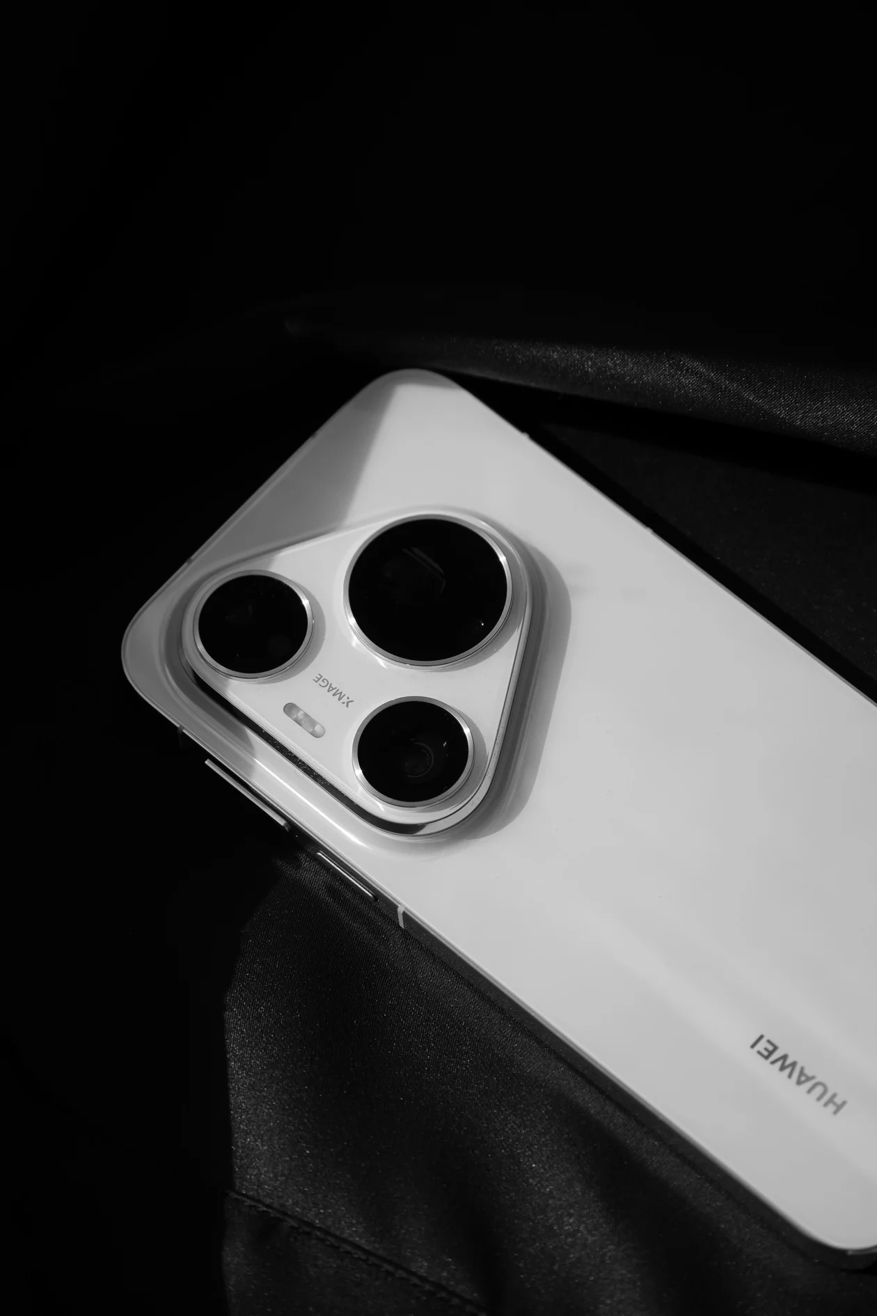 <span style="background-color:transparent;color:rgb(0,0,0);">HUAWEI Pura 90s Pro Max</span>