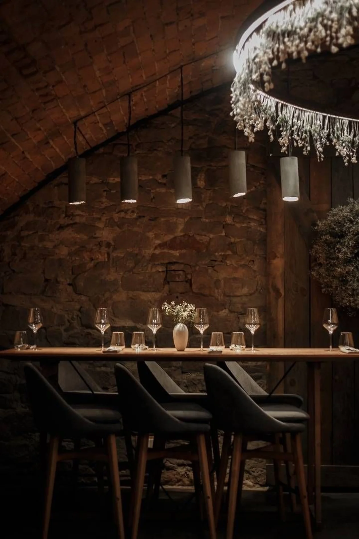 Фото: <span style="background-color:transparent;color:rgb(67,67,67);font-family:Arial, sans-serif;">0.75 Please Wine &amp; Kitchen</span>