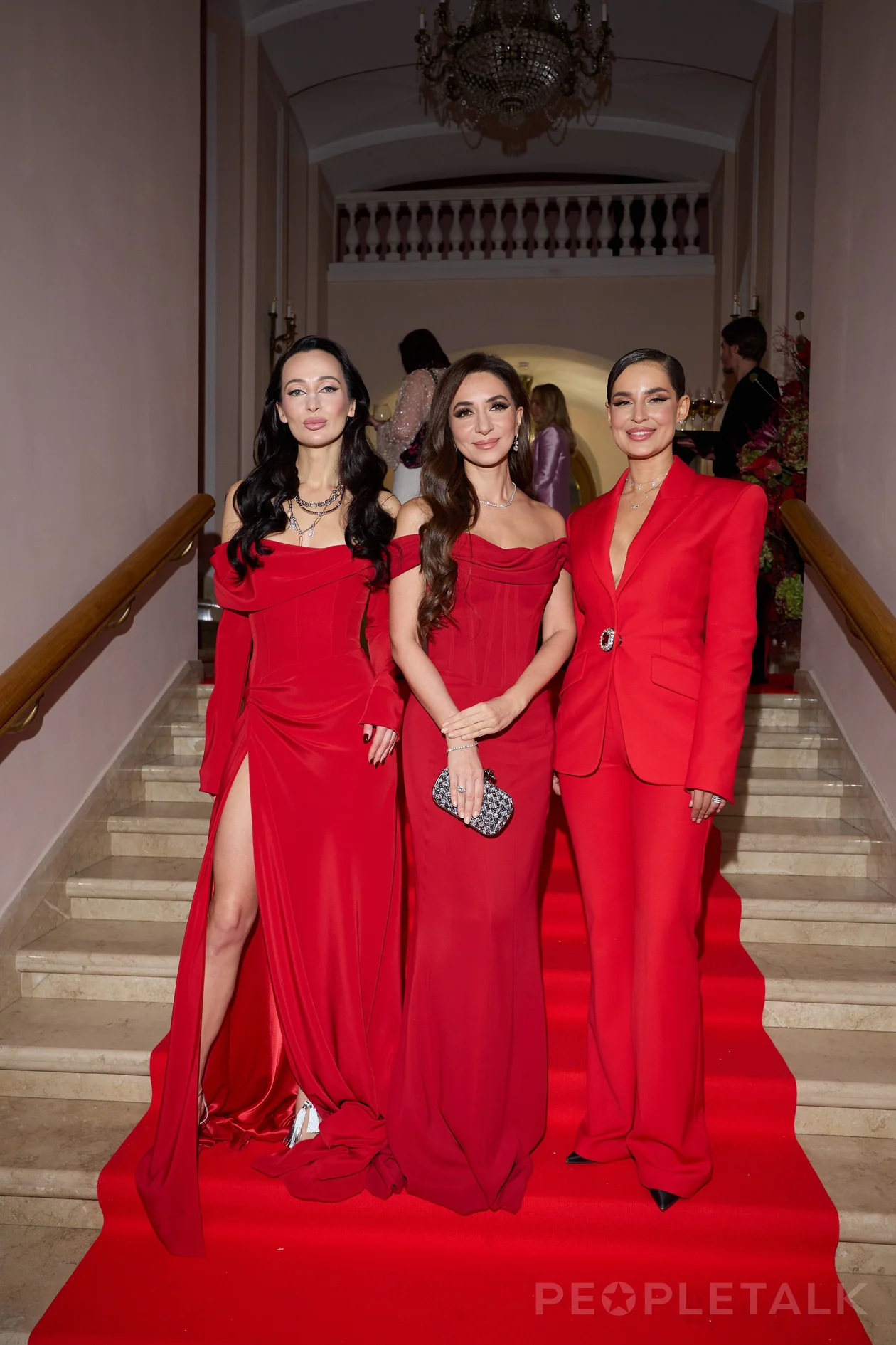 Ксения Аносова, Зара, Seville