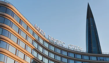 Утро в Москве, вечер в Петербурге: гид по отелям для маршрута между столицами