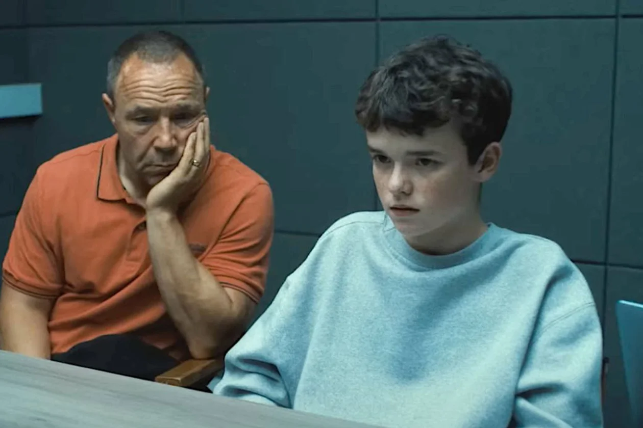 Кадр из сериала «Переходный возраст»