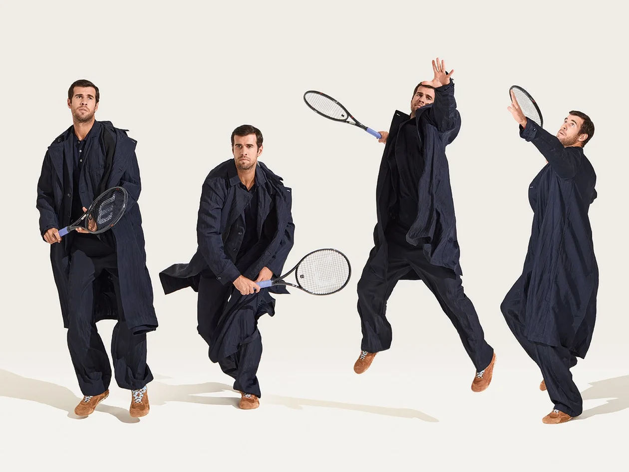 Плащ, пиджак и брюки, Giorgio Armani, поло, Brioni, кеды, Bottega Veneta, все ЦУМ.