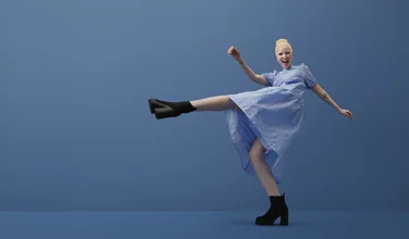 Baby blue: как стилизовать главный цвет лета