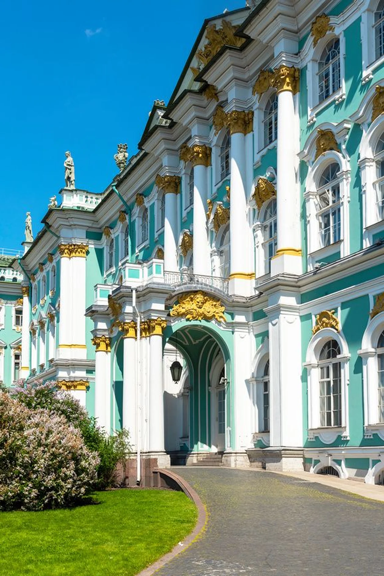 Зимний дворец, Санкт-Петербург, 1762. Архитектор Бартоломео Растрелли. Фото: Александр Щепин / Фотобанк Лори