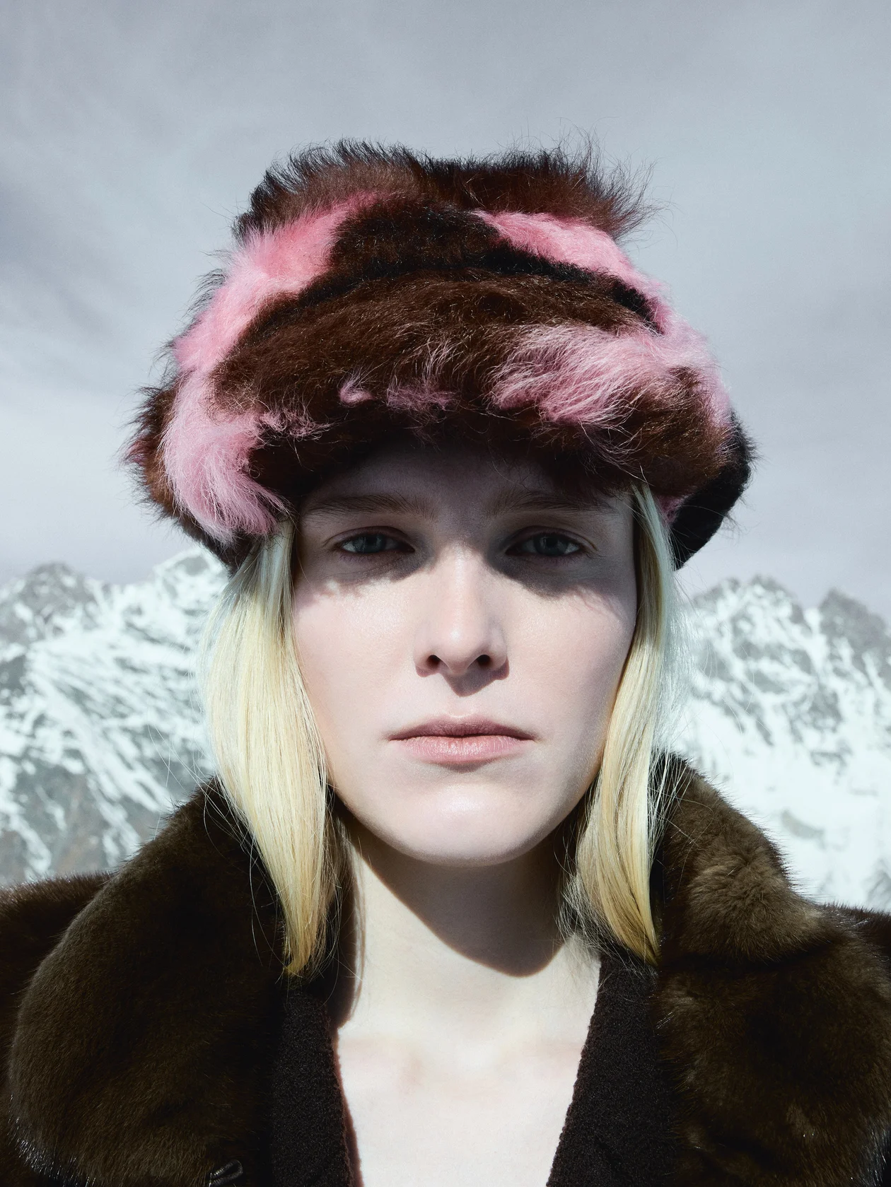 Шуба, Givenchy, кепи, Prada, все Vintage Voyage