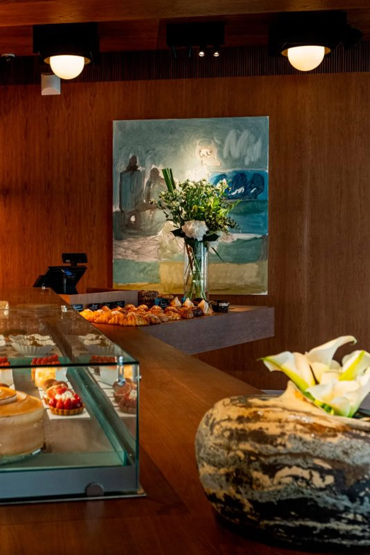 &#x424;&#x43e;&#x442;&#x43e;: <span style="background-color:transparent;color:rgb(67,67,67);font-family:Arial, sans-serif;">Remy Kitchen Bakery</span>