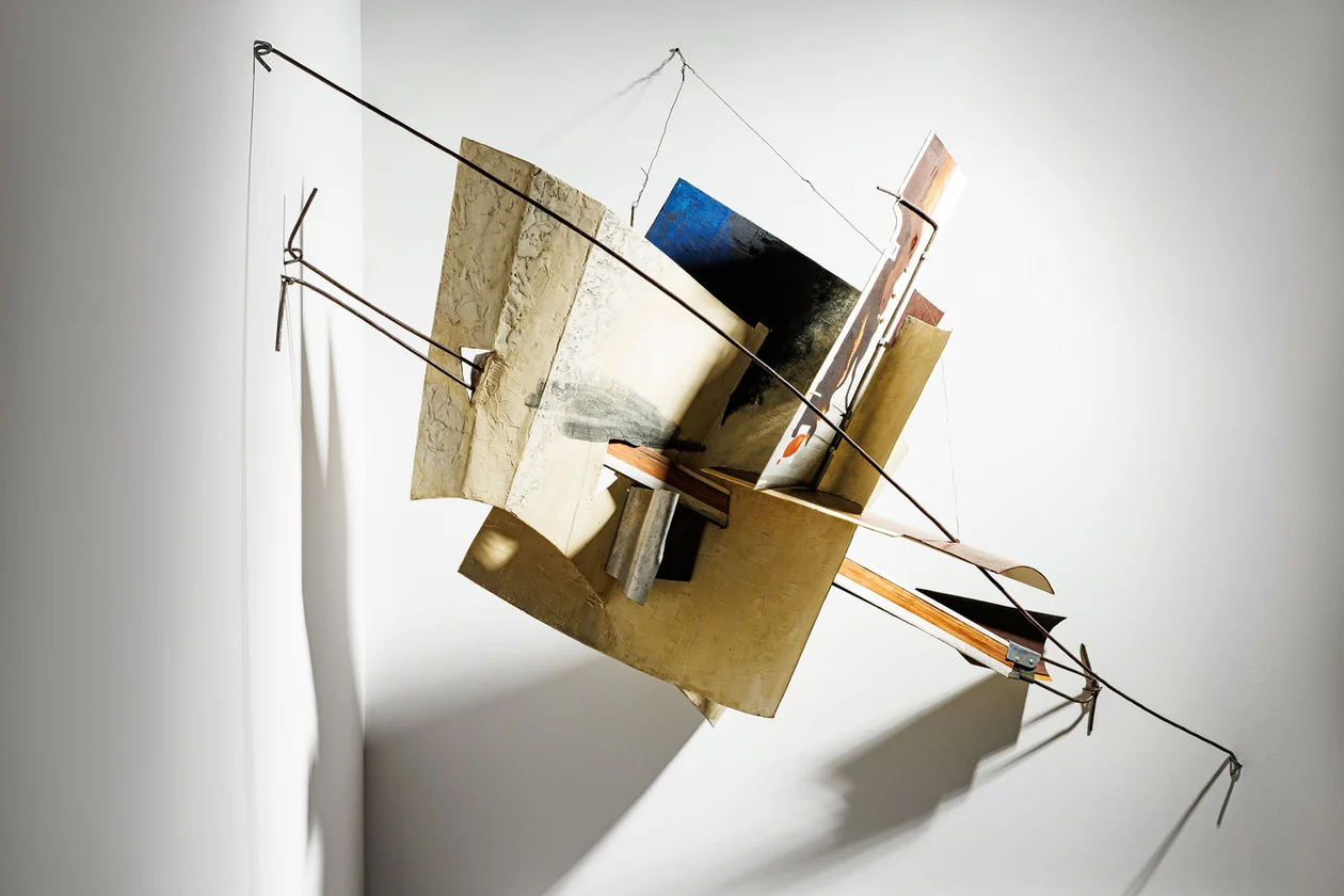 Владимир Татлин. Угловой контррельеф