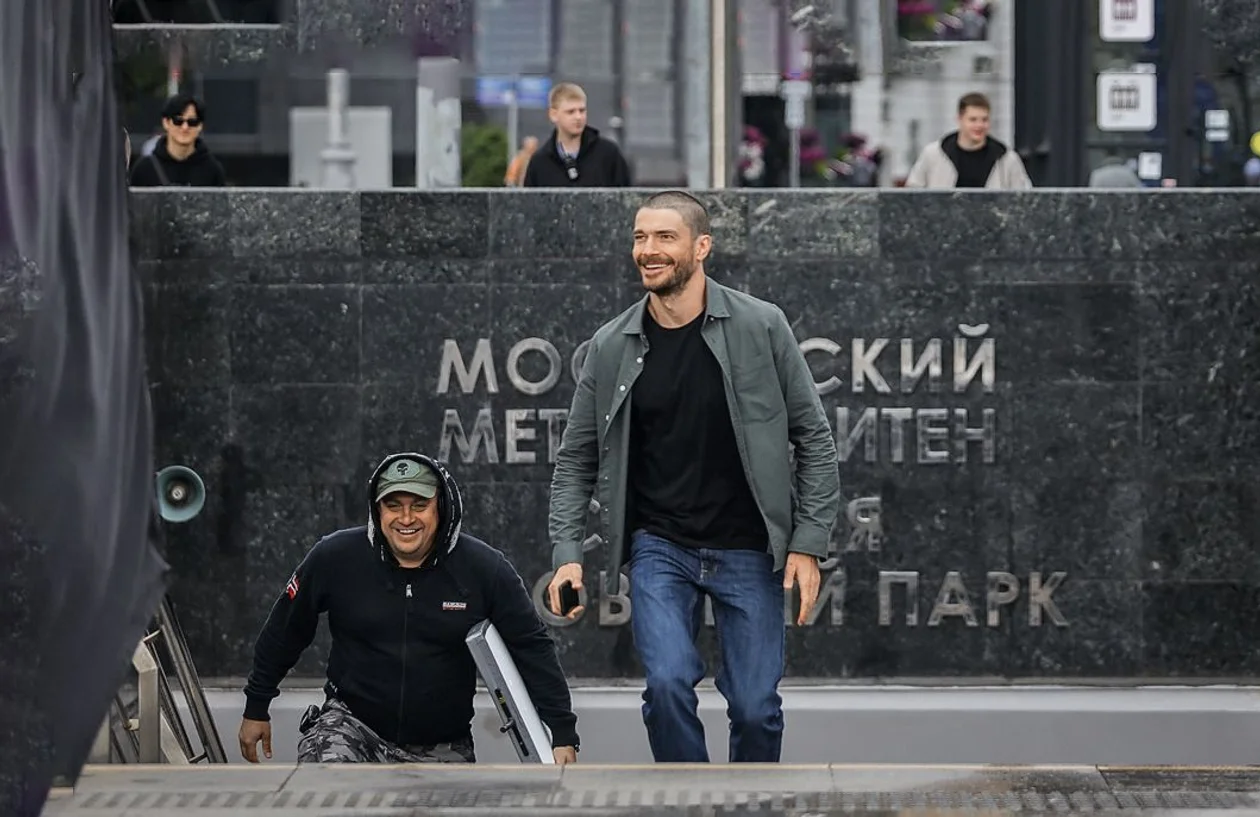 Максим Матвеев в фильме «Триггер», 2023