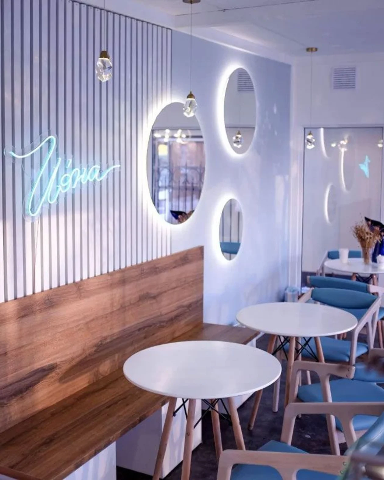 &#x418;&#x441;&#x442;&#x43e;&#x447;&#x43d;&#x438;&#x43a;: &#x418;&#x43e;&#x43d;&#x430;