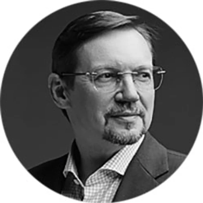 <i>Алексей Журавский. Историк, религиовед, политолог</i>