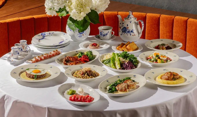 Ресторанный гид: греческий Yogurt Bar, BBQ-бранч и новое прочтение русской кухни