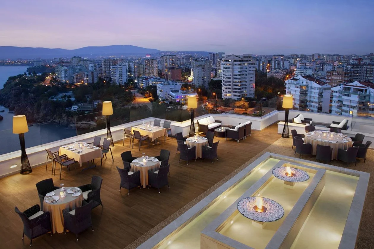 &#x418;&#x441;&#x442;&#x43e;&#x447;&#x43d;&#x438;&#x43a;: Akra