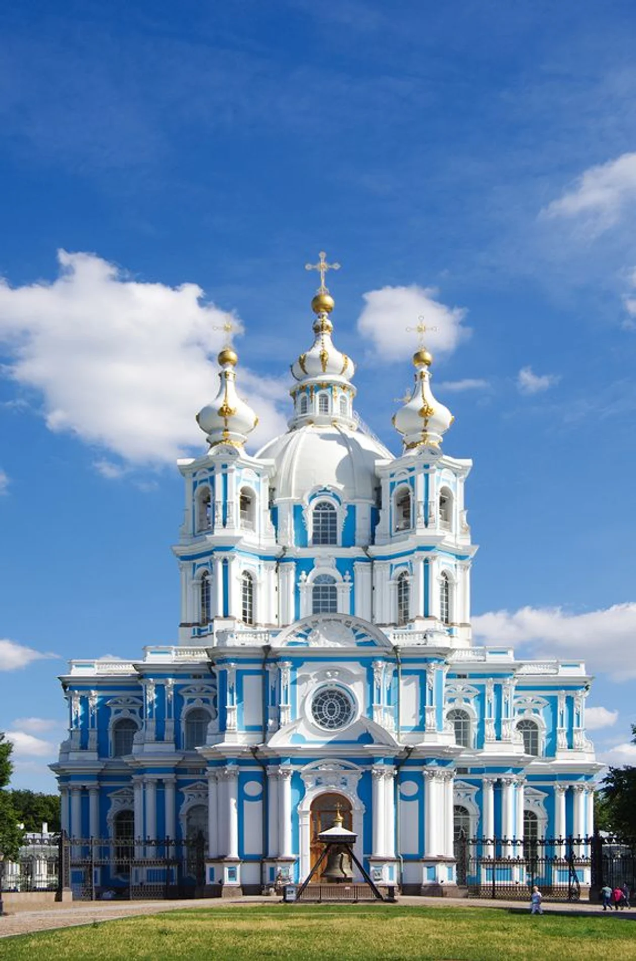 Знаменская церковь в Дубровицах, 1699. Архитектор Никодемус Тессин Младший. Фото: Natalia Sidorova / Фотобанк Лори