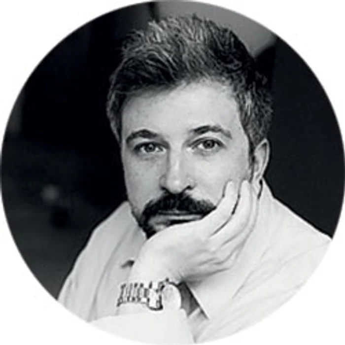 <i>Слава Козлов</i>
