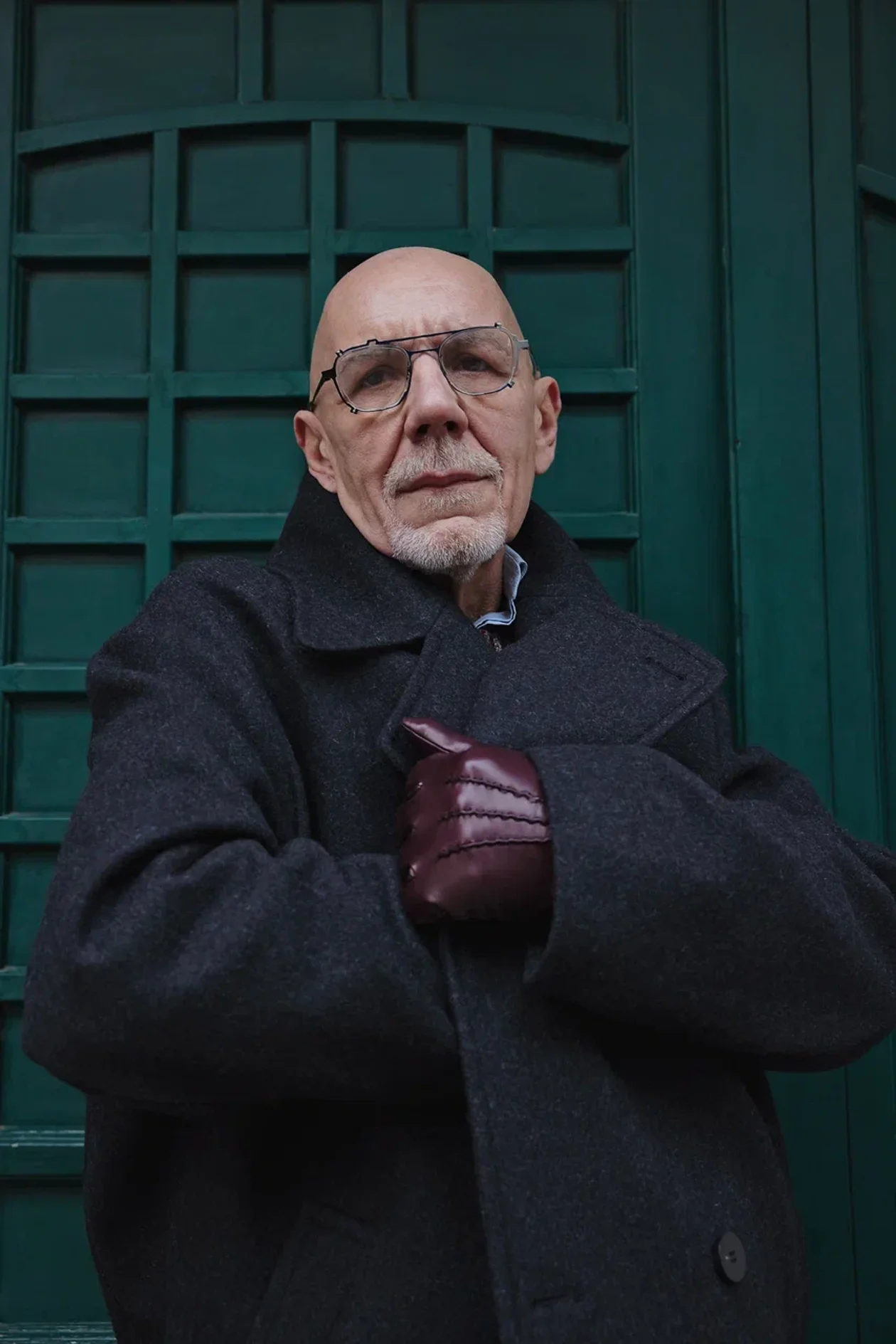 &#x412;&#x430;&#x43b;&#x435;&#x440;&#x438;&#x439; &#x41a;&#x438;&#x440;&#x438;&#x43b;&#x43b;&#x43e;&#x432;, 70&#xa0;&#x43b;&#x435;&#x442;.<br>&#x41f;&#x430;&#x43b;&#x44c;&#x442;&#x43e; &#x438; &#x440;&#x443;&#x431;&#x430;&#x448;&#x43a;&#x430;, Ushatava; &#x434;&#x436;&#x435;&#x43c;&#x43f;&#x435;&#x440;, Etro, &#x43f;&#x435;&#x440;&#x447;&#x430;&#x442;&#x43a;&#x438;, Lardini, &#x432;&#x441;&#x435; Bosco; &#x43e;&#x447;&#x43a;&#x438;, Fakoshima.&#xa0;