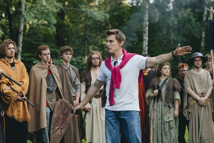Иван Янковский в сериале «Москва слезам не верит. Все только начинается»