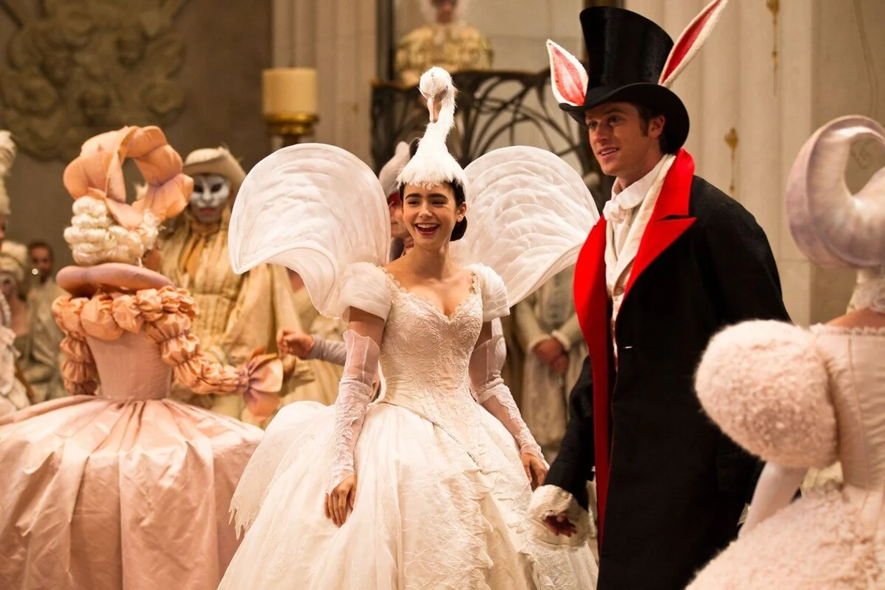 &#x424;&#x43e;&#x442;&#x43e;: &#x41f;&#x430;&#x440;&#x430;&#x434;&#x438;&#x437;